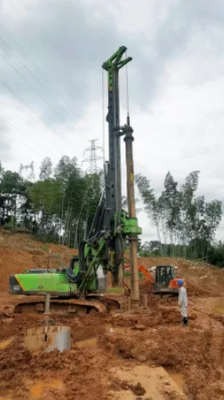 Khai khoan nước khoan đá khoan đá KR150A 1300mm Hydraulic Piling Rig