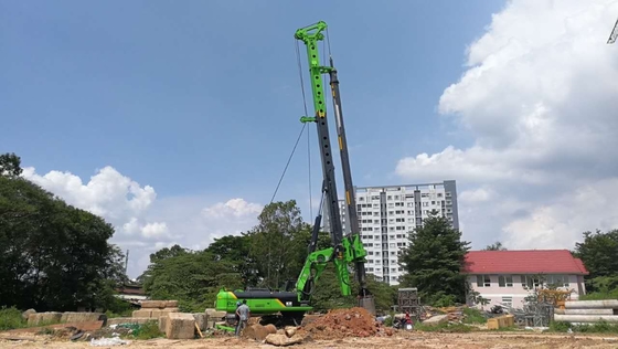 Máy khoan quay đường kính 2500mm Máy khoan hầm đóng cọc thủy lực 80M KR285C