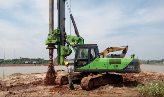 Thiết bị đóng cọc quay thủy lực Máy khoan Kr150A 16175mm Chiều cao hoạt động 42m