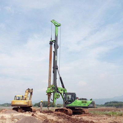 Máy đóng cọc quay cỡ trung bình với khung gầm hạng nhất Trình điều khiển đóng cọc Kr150c 150 KN.M