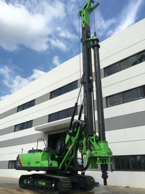 CAT Chassis Hydraulic Rotary Drilling Rig KR150C Với 7-26 Rpm Tốc độ quay