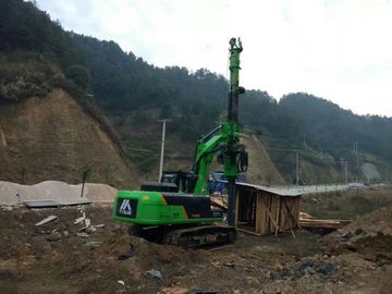 Máy đóng cọc quay nhỏ cho cọc bê tông, thiết bị đóng cọc Mô-men xoắn cực đại 50 KN.M Max.