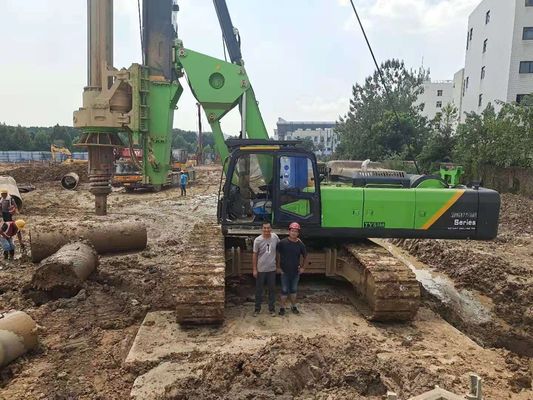 3.2km / H Mô-men xoắn 320kN.m 54m Giàn đóng cọc thủy lực KR300D Max.