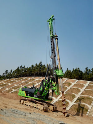 Máy khoan cọc quay nhỏ Máy khoan cọc có công suất tối đa Mô-men xoắn cực đại 90kN.m Máy khoan cọc