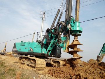 Máy quay tối đa 150 KN.m Máy cọc 94.3ton Thiết bị cọc cọc nặng cho xây dựng
